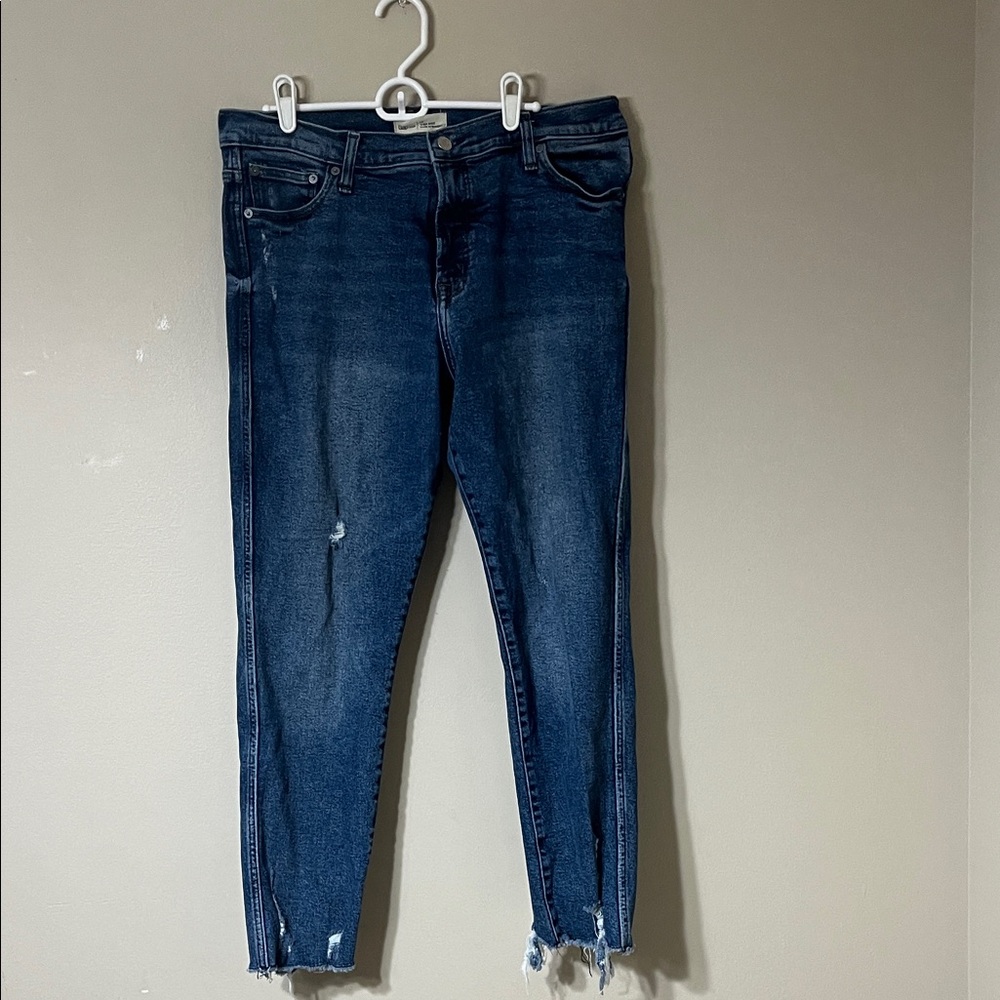 GAP Indigo Cropped Jeans